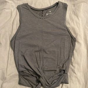 Cropped tank with cut out detail